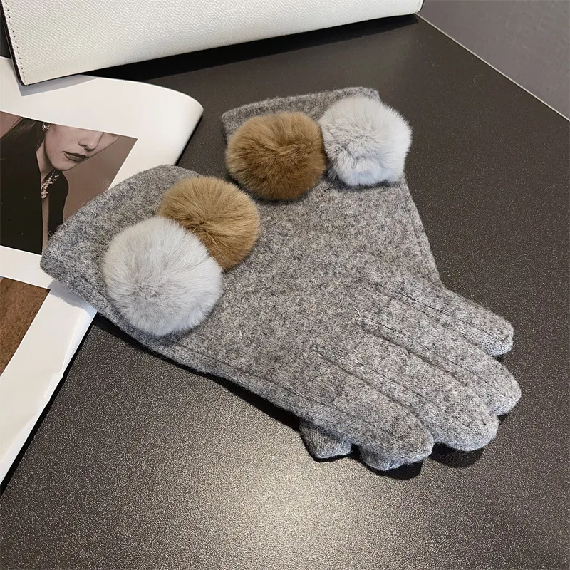 قفازات نسائية من الصوف بنقشة م - مراجعة Wool Glove Lined وسعره