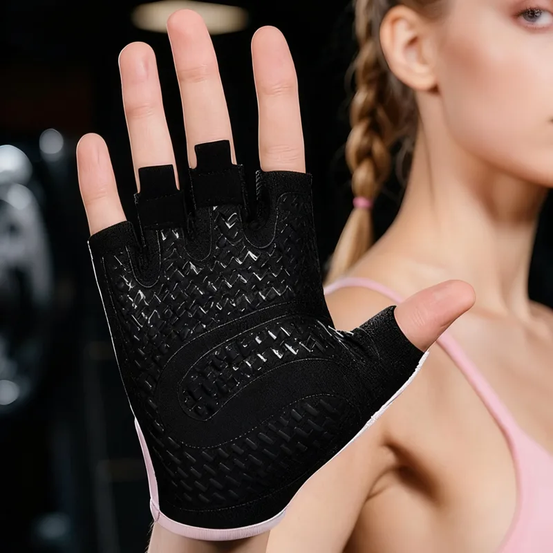 قفازات الرياضة في الهواء الطلق - مراجعة Workout Glove Gym وسعره