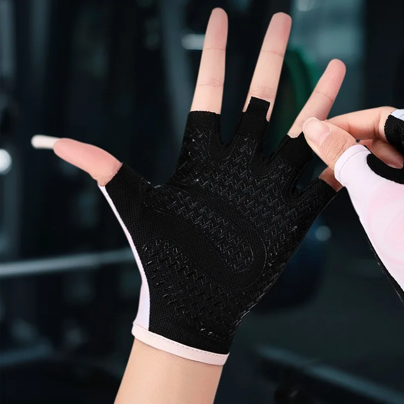 قفازات الرياضة في الهواء الطلق - مراجعة Workout Glove Gym وسعره