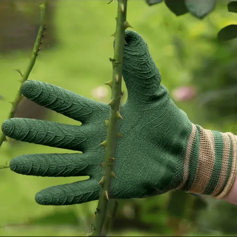 قفازات الحدائق المقاومة للأشوا - مراجعة Gardening Glove Waterproof وسعره