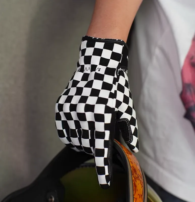 قفازات Uglybros للدراجات النار - مراجعة Leather Driving Glove وسعره